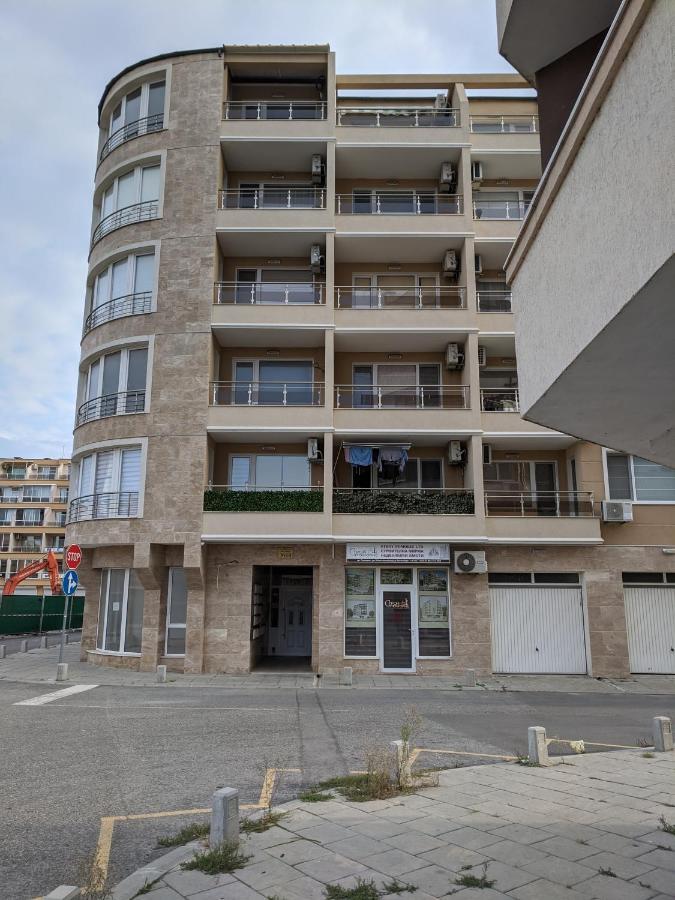Turquoise Lägenhet Pomorie Exteriör bild